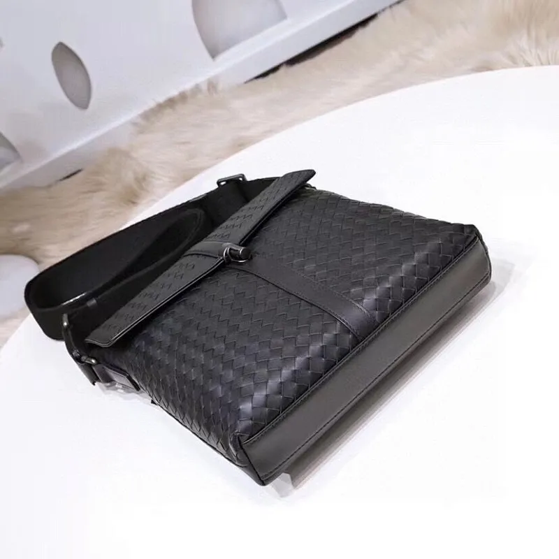 All categories 💚 Top version men’s bags 💚 BV 2024 new BV crossbody bag